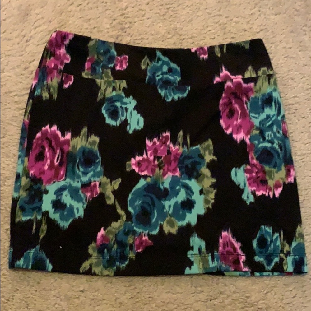 Mini skirt!